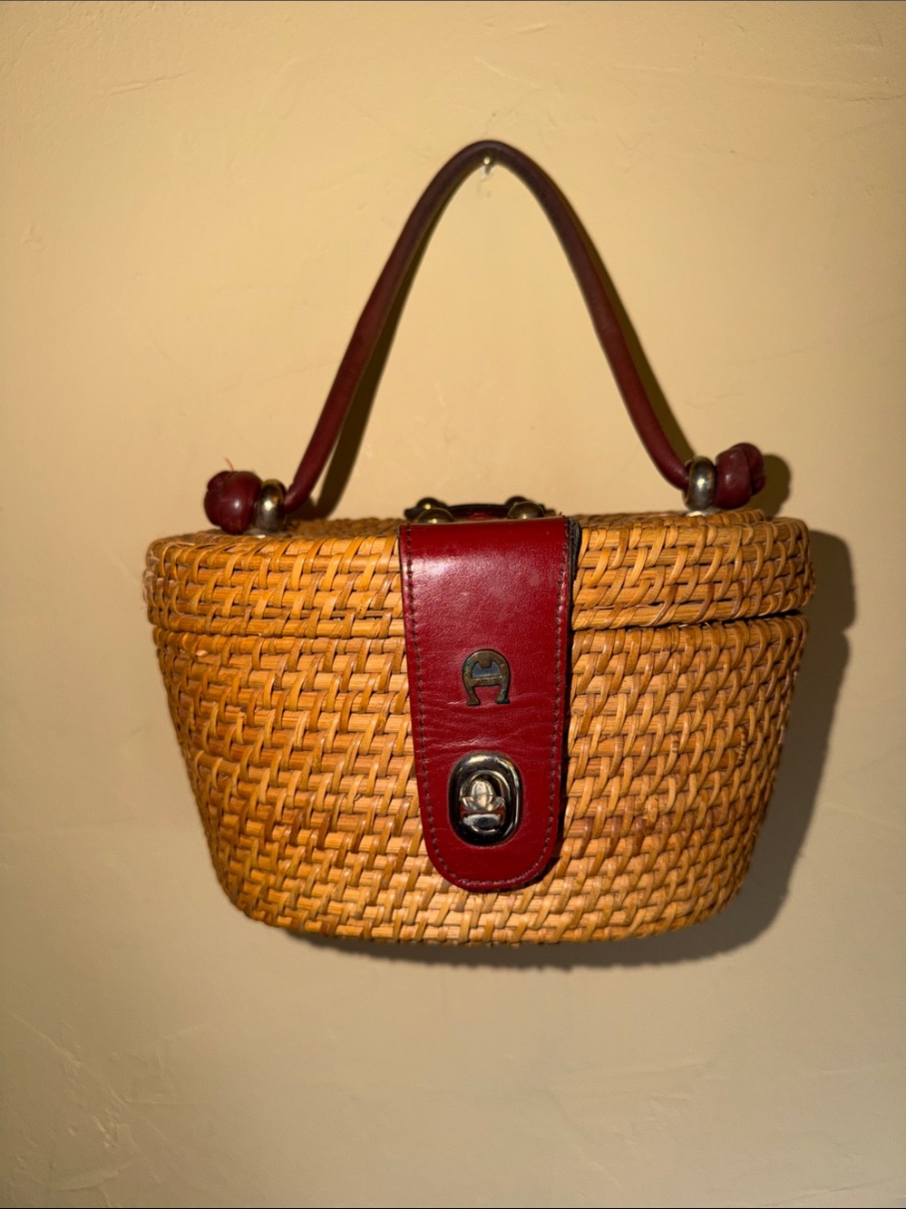 Vintage 50’s-60’s Etienne Aigner Woven Straw Bag Burgundy Leather Trim JS-109
